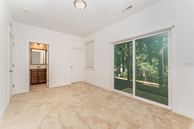 Building Photo - 1106 Kiernan Grove Ln