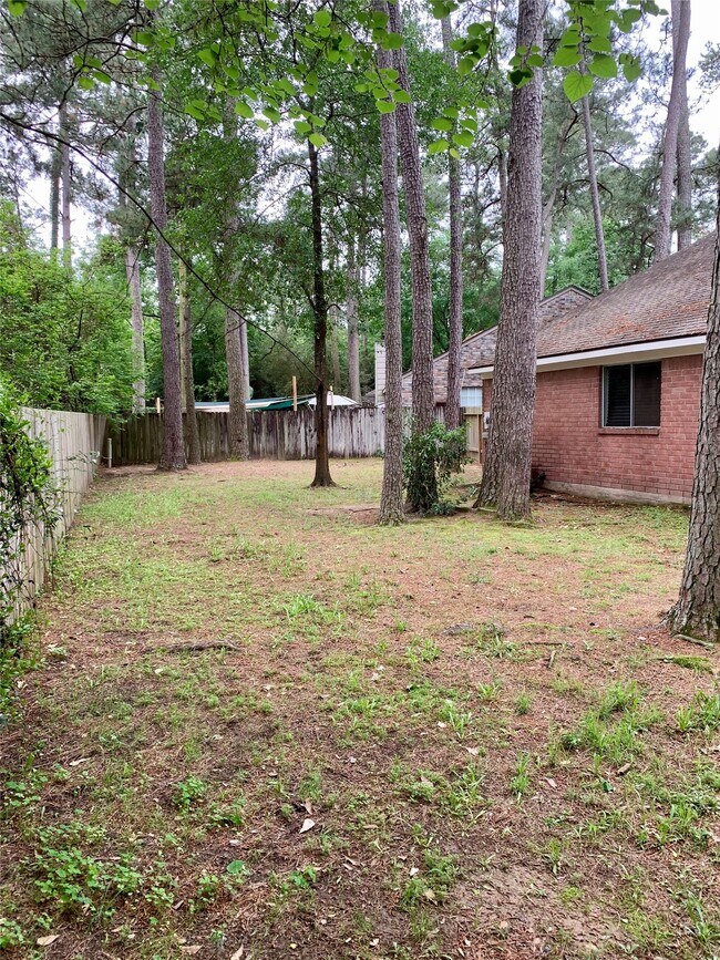 Building Photo - 75 E Village Knoll Cir