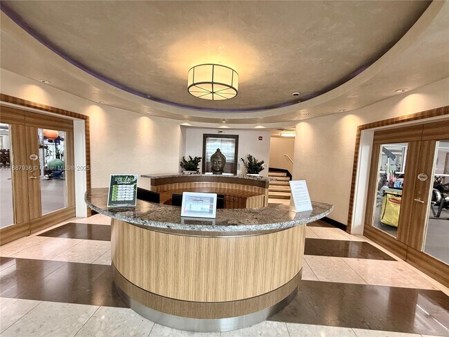 Building Photo - 253 NE 2nd St