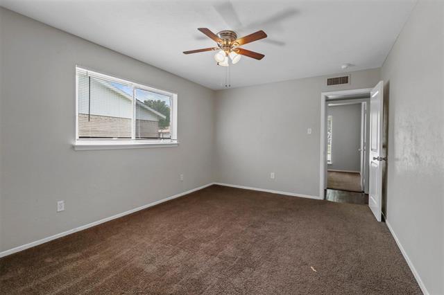 Building Photo - 7012 Lincolnshire Ln
