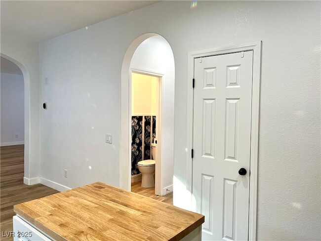 Building Photo - 539 Moses Lake Ct