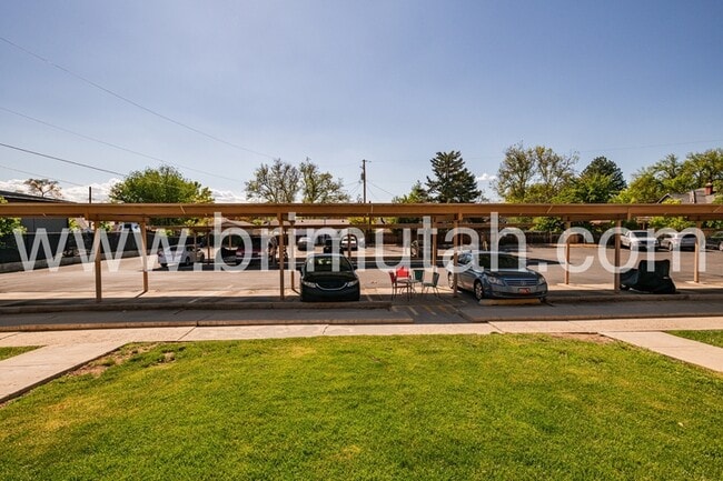 Building Photo - 1418-1426 S. 1100 E. - 5N