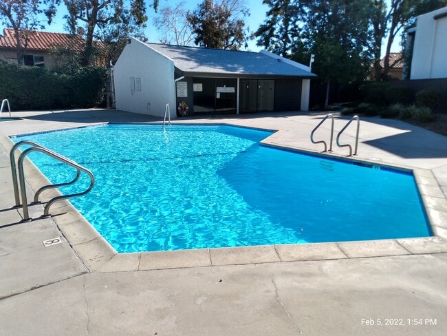 Building Photo - 11311 Tampa Ave