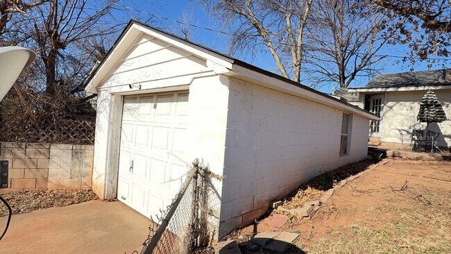 Building Photo - Great Edmond Rental