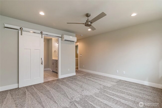 Building Photo - 5947 Ranch Lp