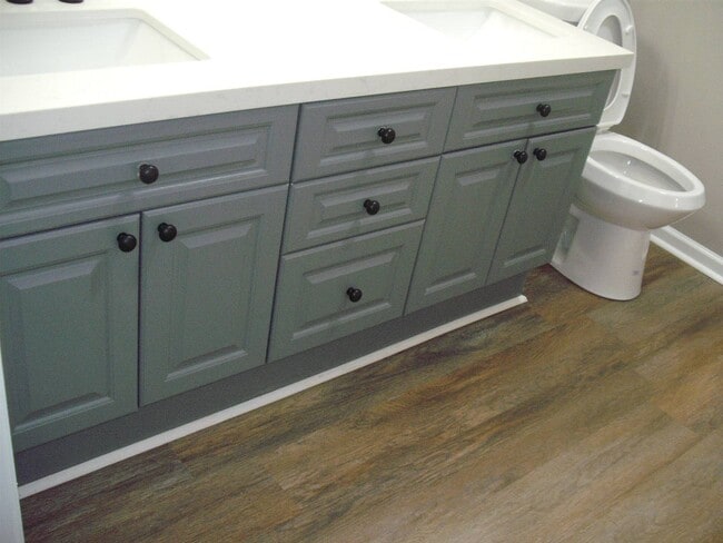 Building Photo - 554 Cahaba Manor Dr