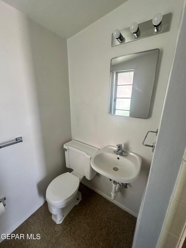 Building Photo - 5405 Raymond Telles Dr