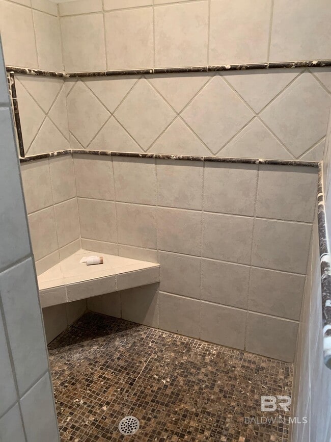 Building Photo - 371 S Church St