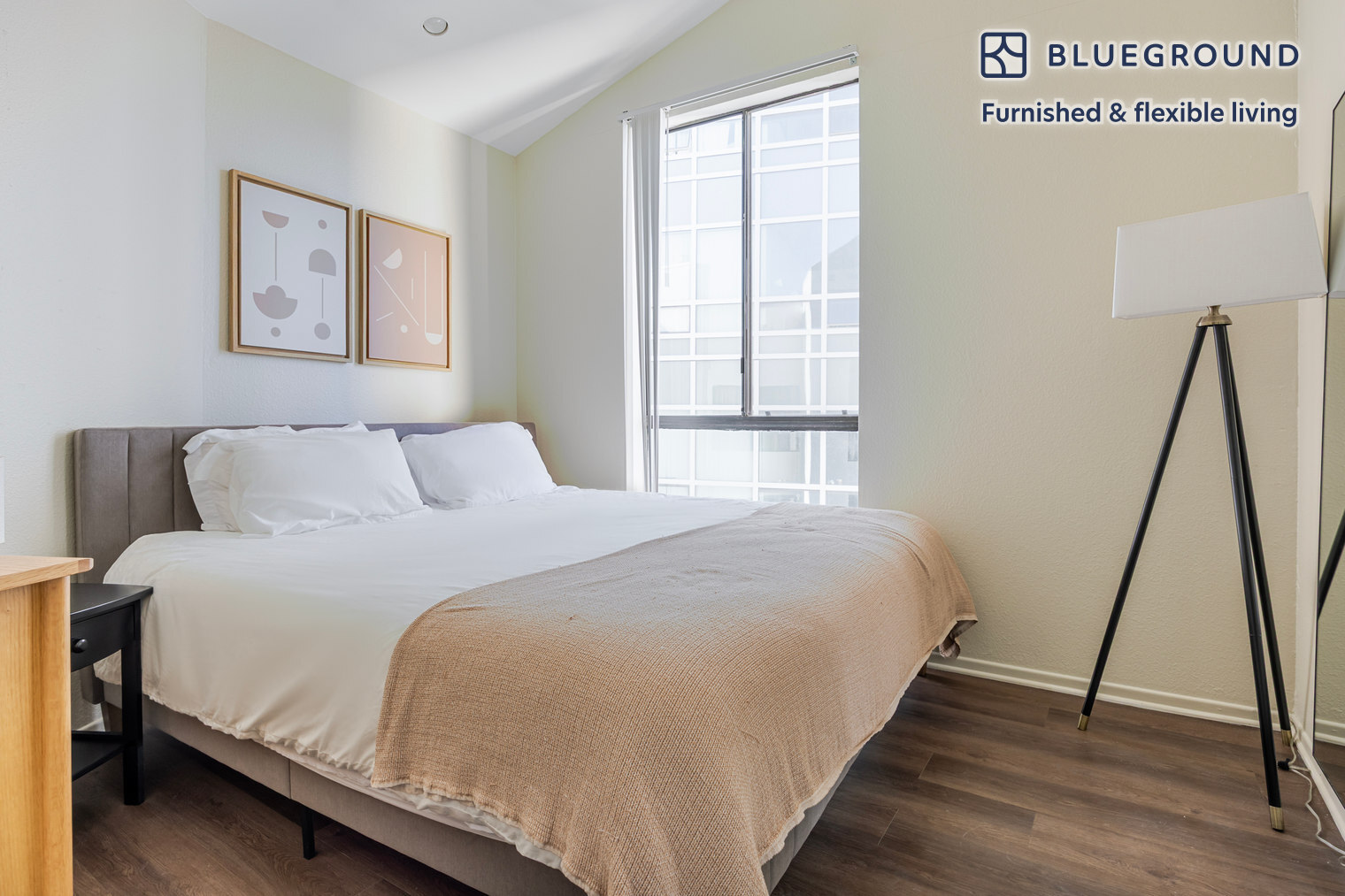 Building Photo - 747 Gayley Ave