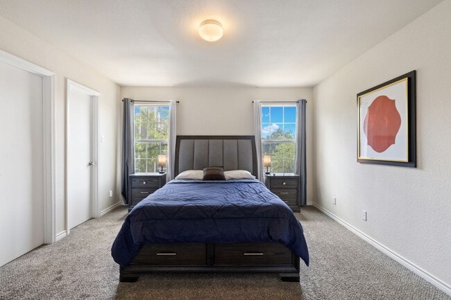 Building Photo - 7807 Kingsbury Wood