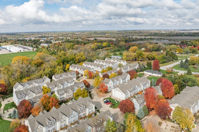 Aerial Photo - 6332-6356 Autumn Leaf Ln