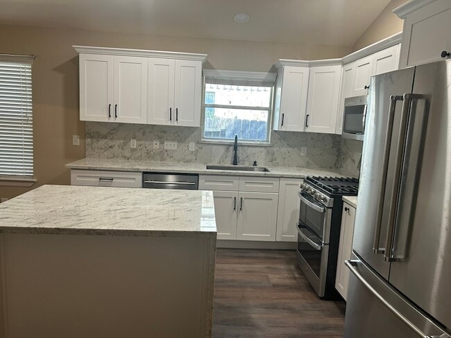 Building Photo - 20922 Barbons Heath Ct