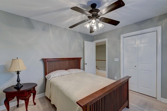 Building Photo - 3 Bedroom, 2.5 Bathroom Townhome in Ellington Woods - Mt Pleasant