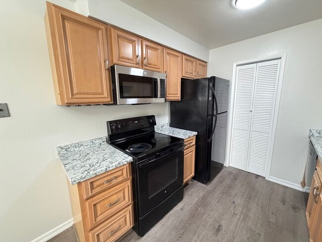 Building Photo - Convenient 2 Bedroom Condo in Bennett Valley