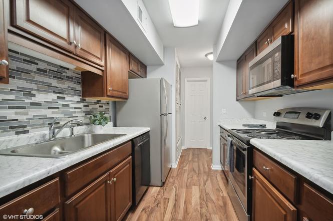 Building Photo - 520 Shorely Dr