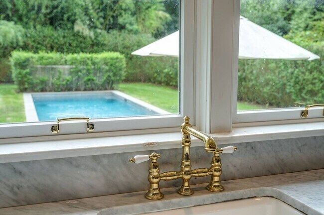 Building Photo - 62 Abrahams Landing Rd