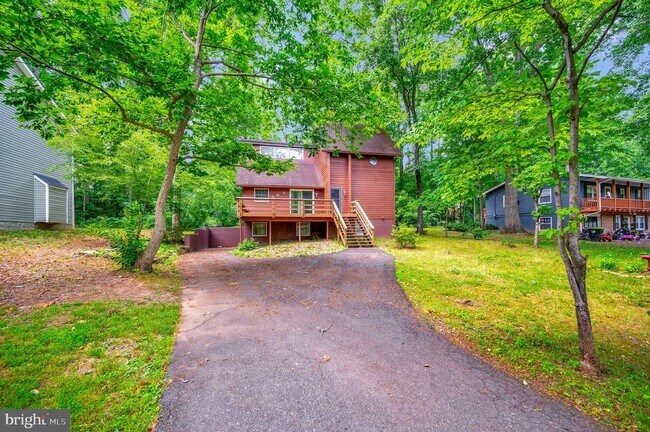 Primary Photo - 503 Harrison Cir