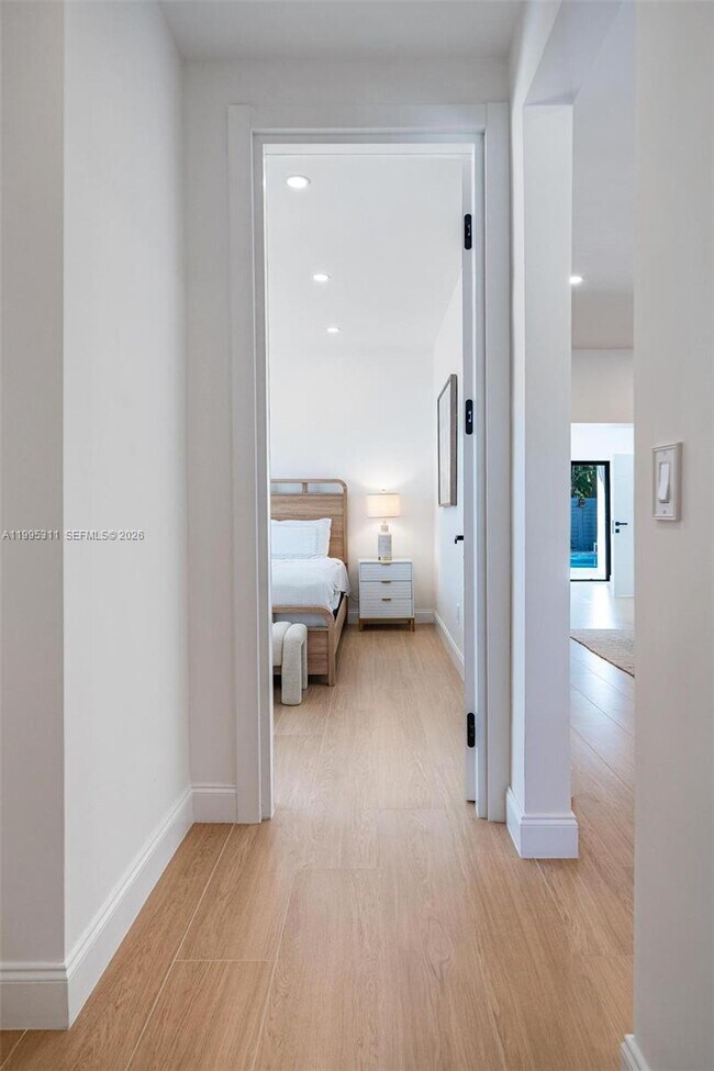 Building Photo - 696 NE 67th St