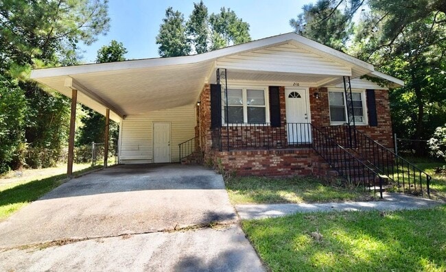 Primary Photo - 2416 Barton Chapel Rd