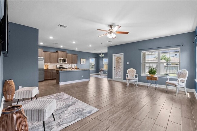 Building Photo - 4207 W Bayou Maison Cir