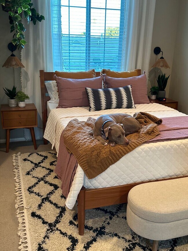 Building Photo - Beautifully upgraded 3-bedroom, 4-bathroom Simi Valley home
