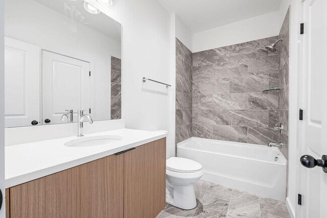 Building Photo - 1244 1st Ave S