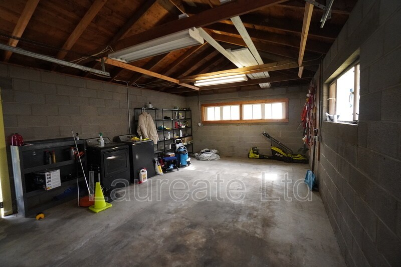 Building Photo - 4580 S Fox St