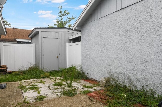 Building Photo - 317 San Gabriel St