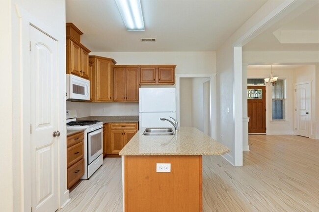 Building Photo - 113 Perimeter Pl