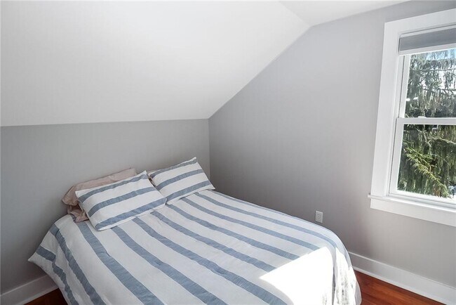 Building Photo - 1 Conrad Ct