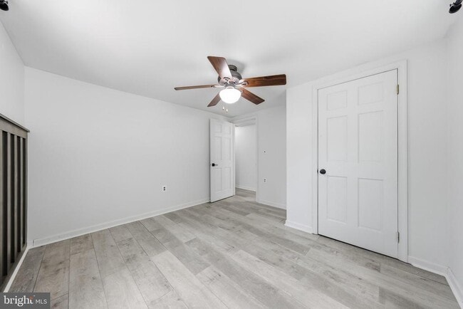 Building Photo - 371 Oak Hill Rd