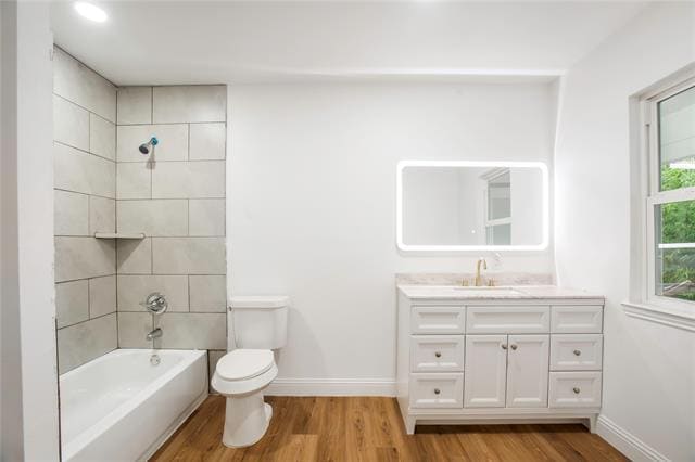 Building Photo - 4761 Meadowbrook Dr