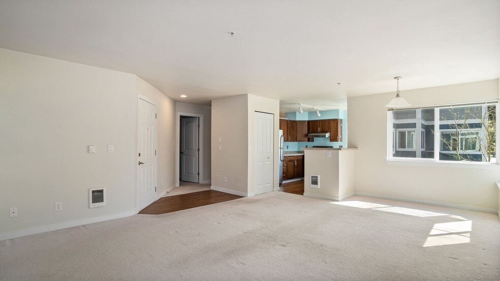 Living room facing kitchen - 3910 243rd Pl SE