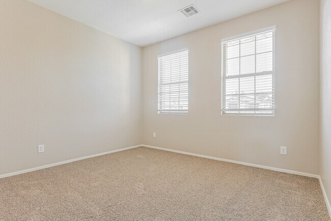 Building Photo - 3683 E Stampede Dr
