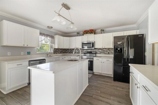 Building Photo - 420 Blake Ave