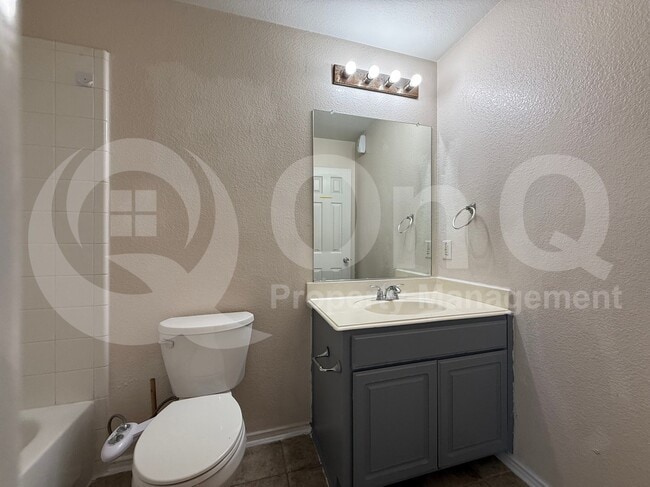 Building Photo - 11813 Ponderosa Pine Dr