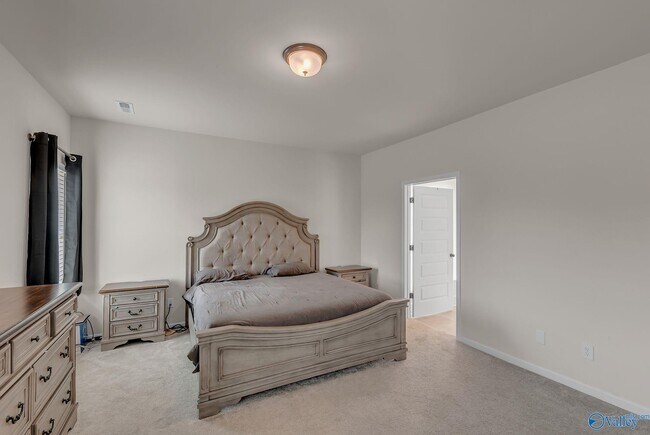Building Photo - 29772 Logan Oaks Dr NW