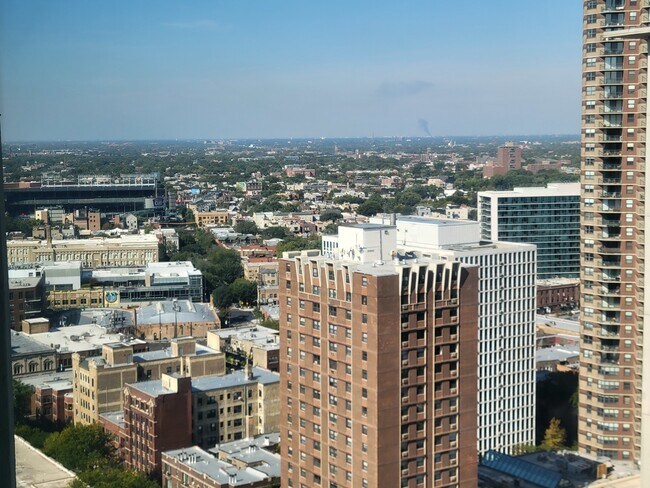 Building Photo - 3600 N Lake Shore Dr