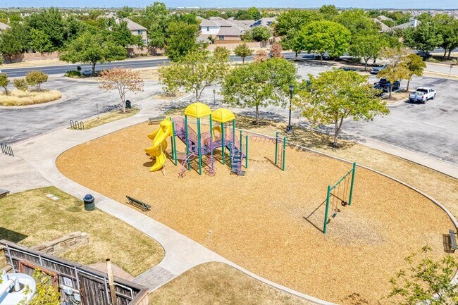 Building Photo - 11512 Shadow Creek Dr