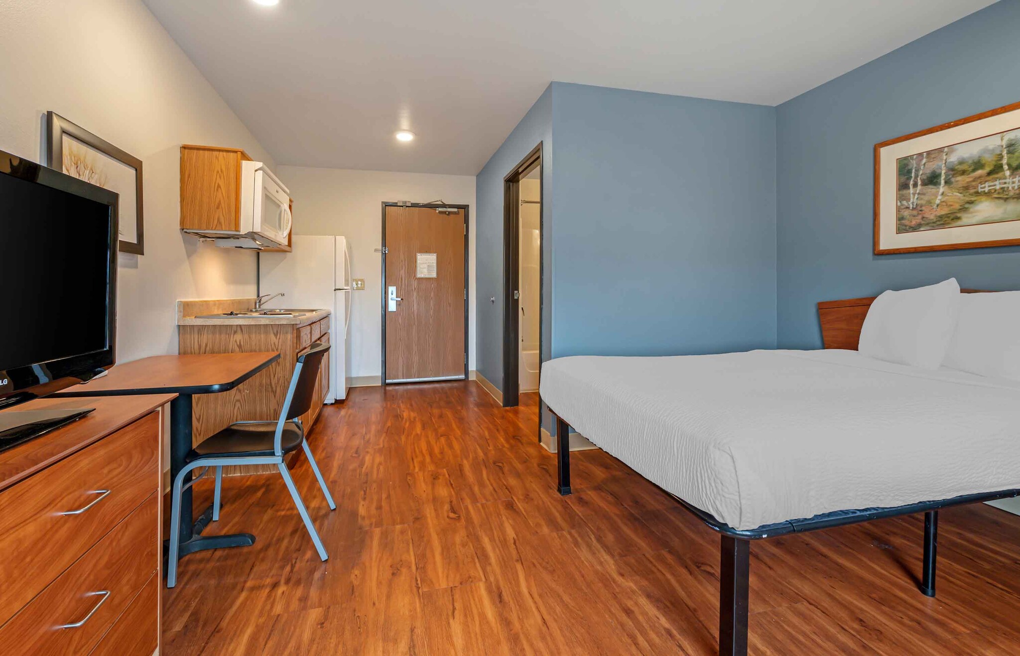 Building Photo - Furnished Studio-Indianapolis - Greenwood