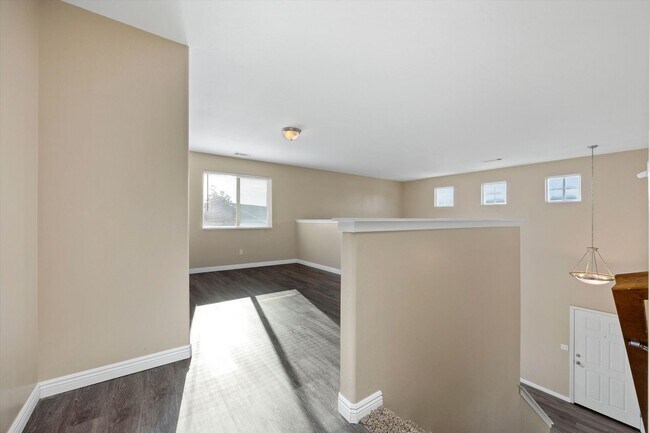 Building Photo - 9612 Pony Mountain Rd