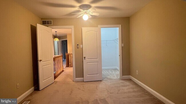 Building Photo - 67 Highpoint Dr