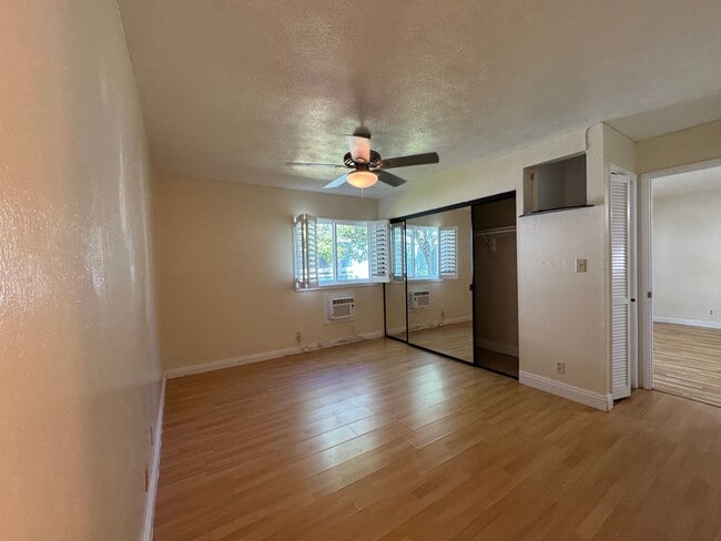 Building Photo - 2 bedroom 2 bath condo located in Hokulani in Kailua
