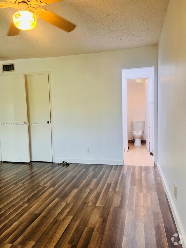 Building Photo - 5090 SW 64th Ave