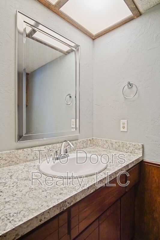 Building Photo - 6708 Elk Canyon Rd