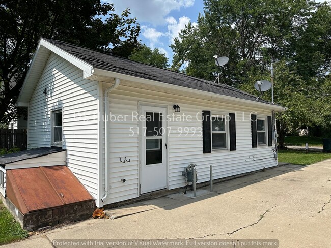 Building Photo - 307 Astor Ave