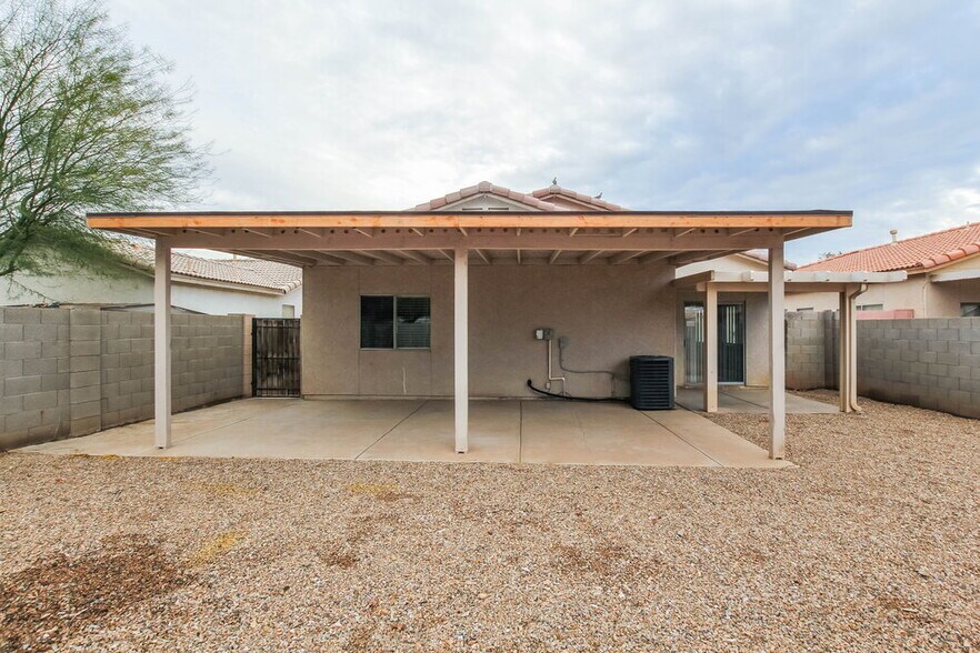 Building Photo - 6522 W Elwood St