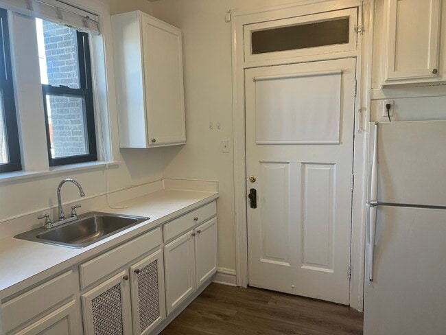 Building Photo - 36 Lawton Rd