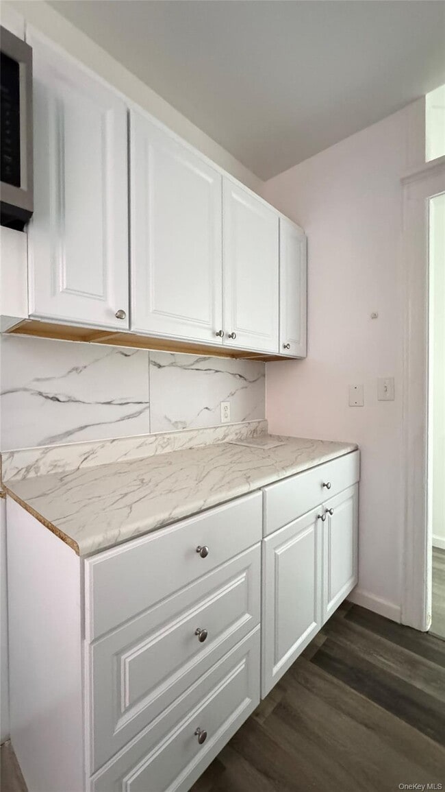 Building Photo - 37-54 64th St