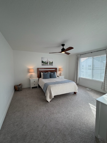 Building Photo - 256 W 710 N